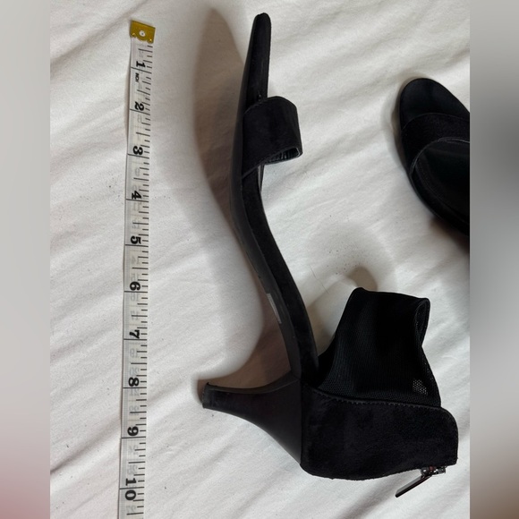 Pelle Moda Elvi Suede Mesh Kitten Heel Sandals. - Picture 4 of 16